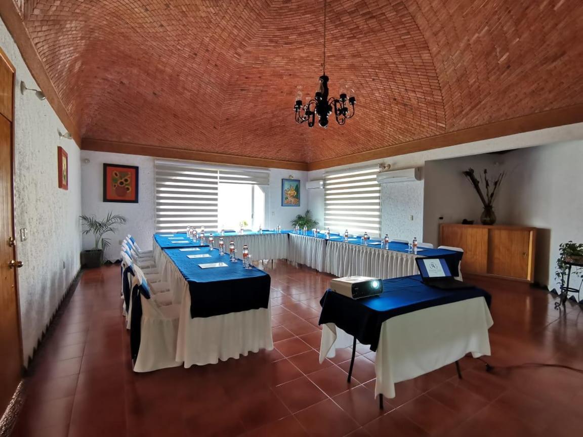 Hotel Real Del Valle Tepoztlán Dış mekan fotoğraf